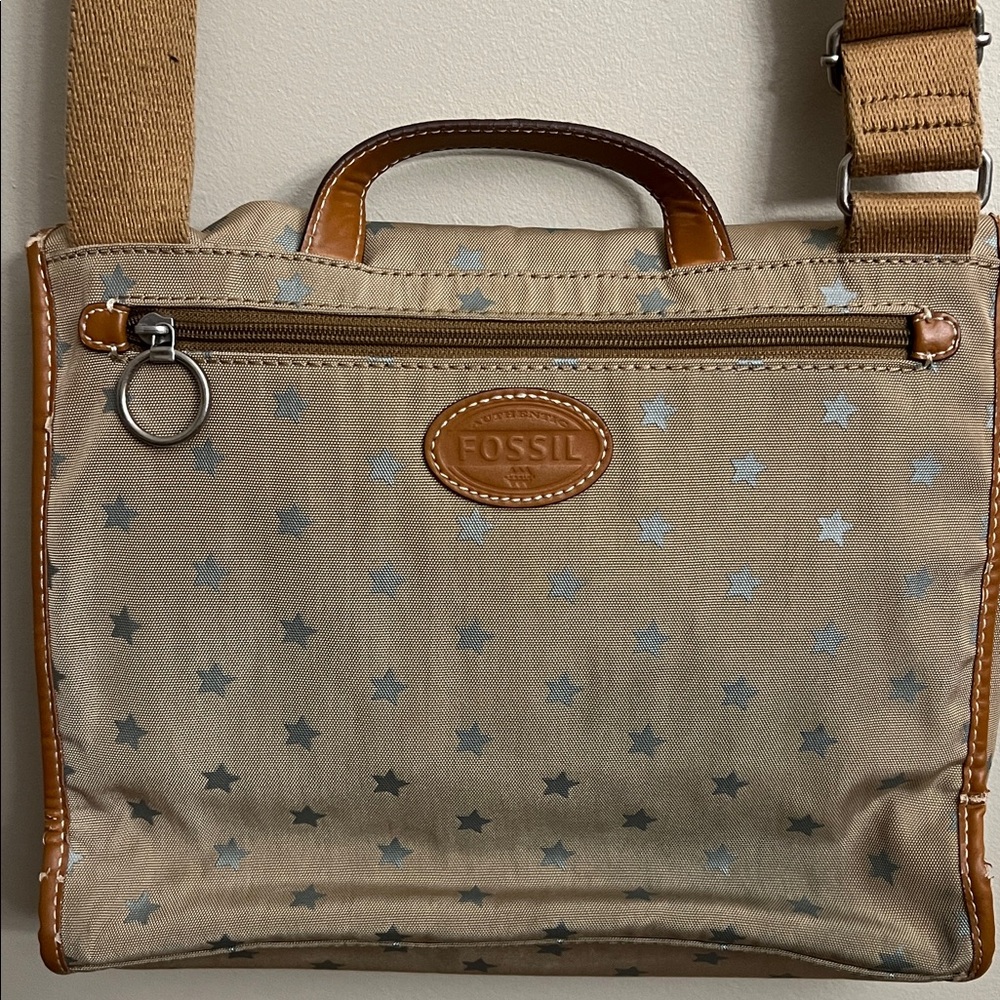 Fossil Tan Star-Patterned Bag - Picture 8 of 14